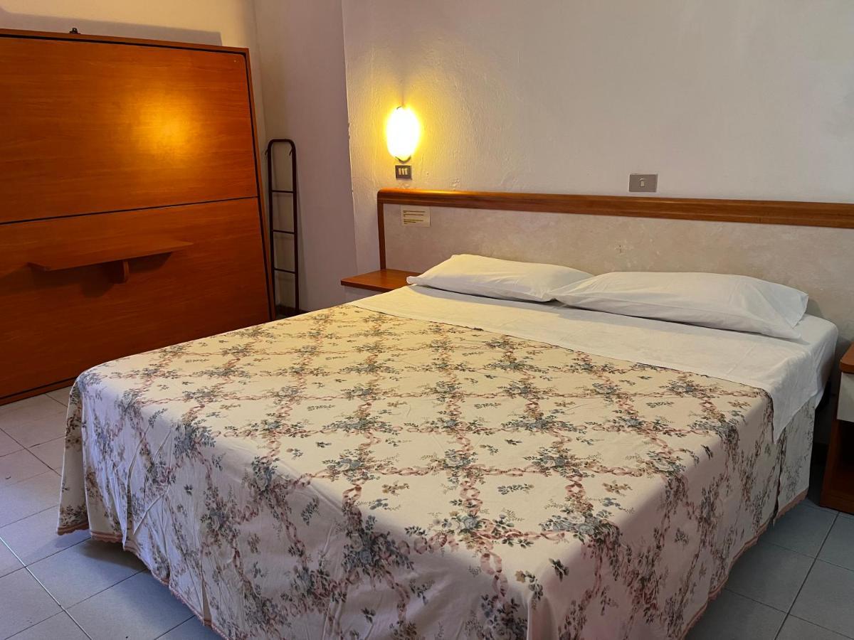 Hotel Zucconi Montecatini Terme Eksteriør bilde