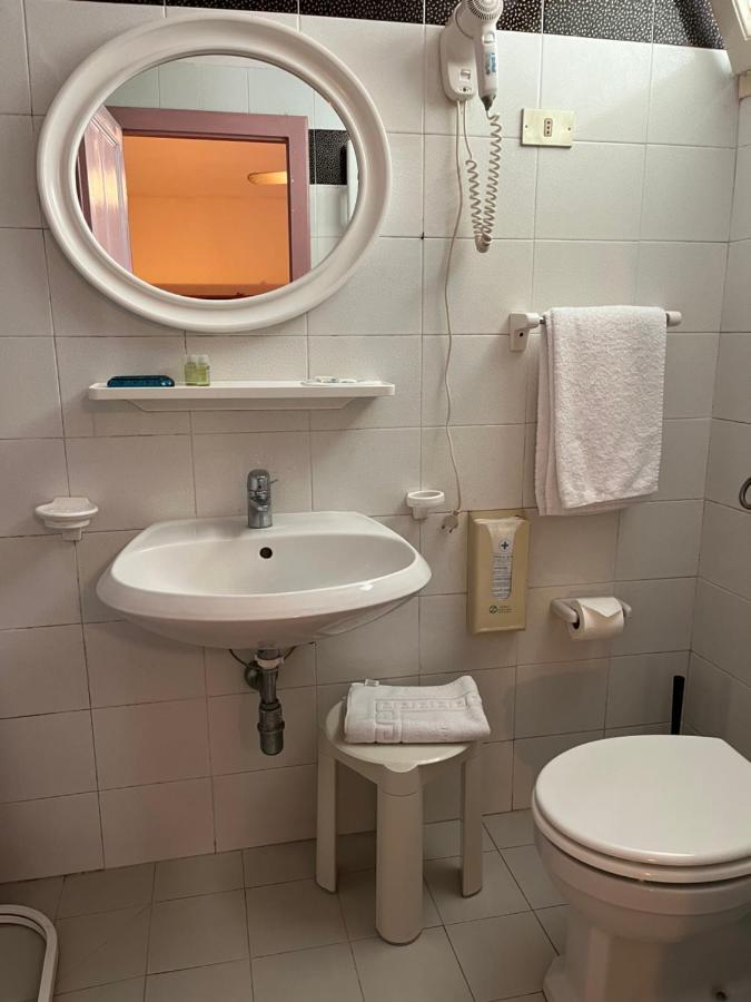 Hotel Zucconi Montecatini Terme Eksteriør bilde